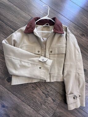 Women's Beige Utility Jacket with Brown Collar